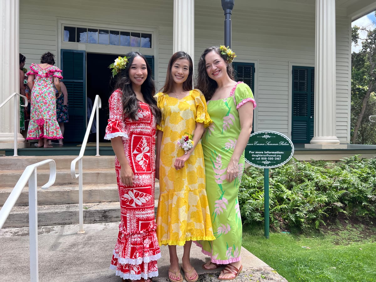 Mu'u Mu'u's and History at Queen Emma Palace